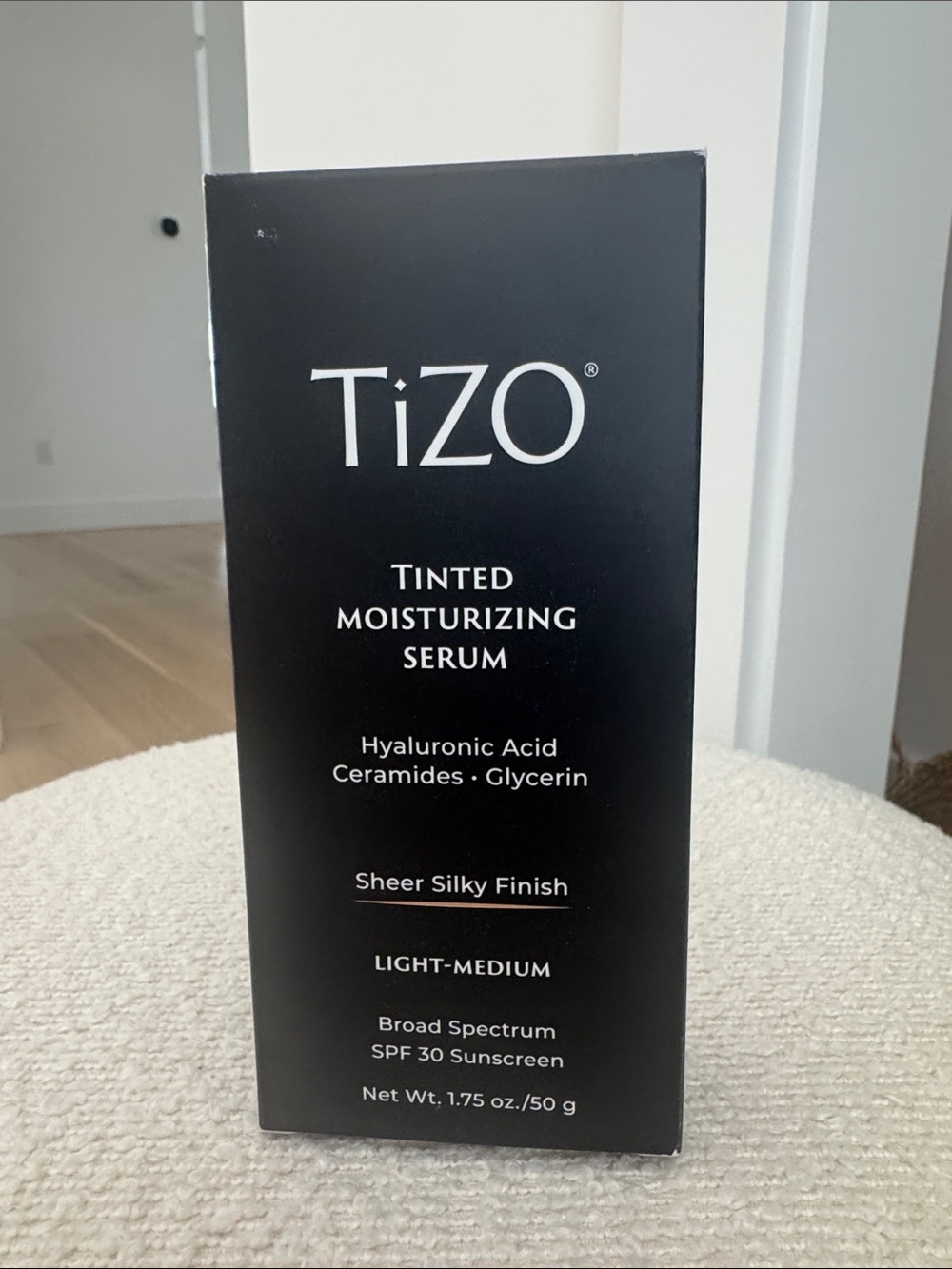 TiZO Tinted Moisturizing Serum - Light-Medium NEW